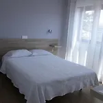 Хостел Residencial Moderna Торреш-Ведраш