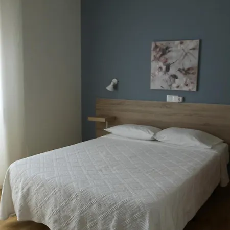 Hostel Residencial Moderna Torres Vedras