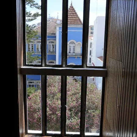 Residencial Moderna 호스텔 토레스베드라스